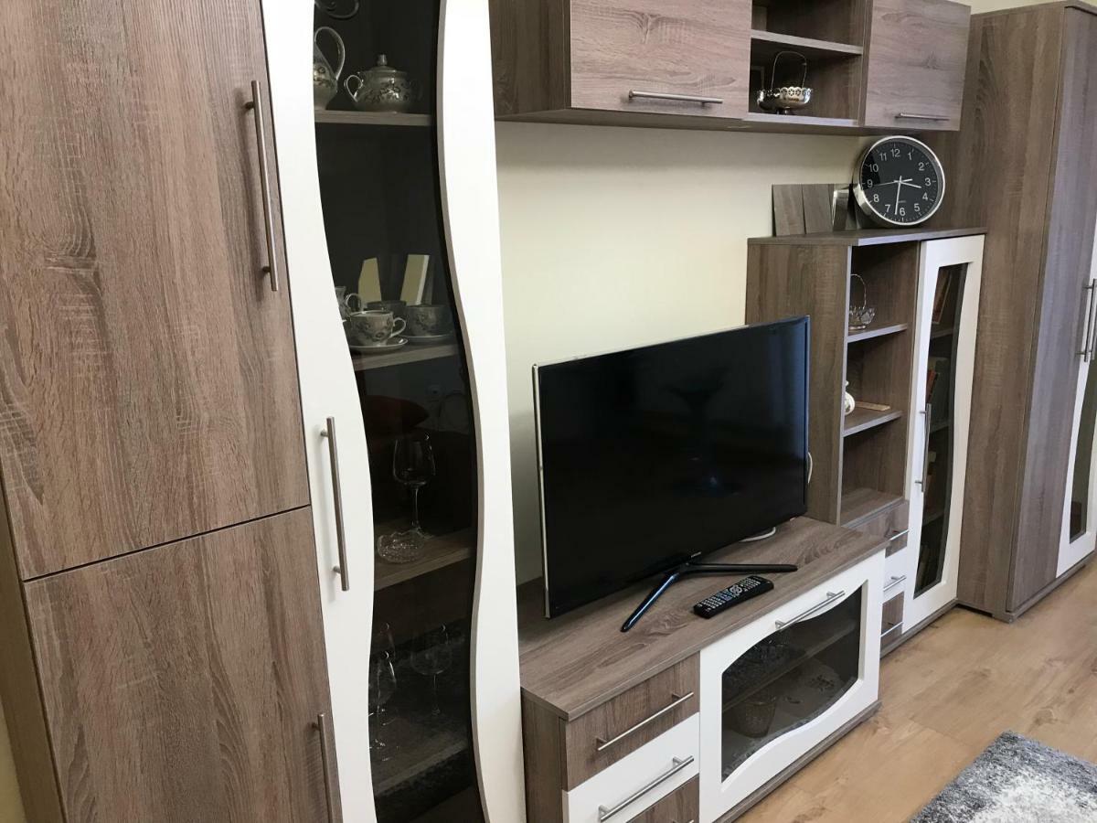 Ella Apartman Debrecen Exterior foto
